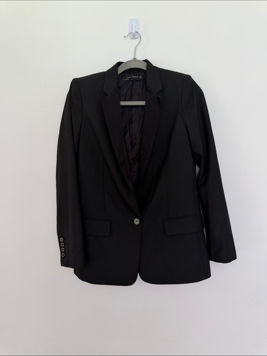 Zara Jackets & Blazers - Zara Women’s Blazer